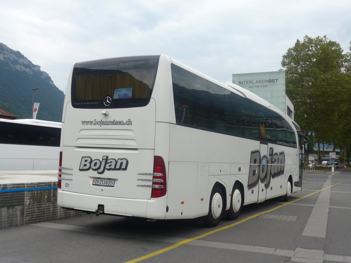 (209'210) - Bojan, Glattbrugg - ZH 213'631 - Mercedes am 1. September 2019 beim Bahnhof Interlaken Ost