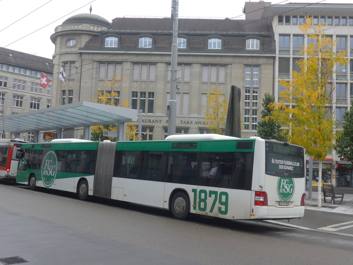 (209'949) - St. Gallerbus, St. Gallen - Nr. 298/SG 198'298 - MAN am 6. Oktober 2019 beim Bahnhof St. Gallen