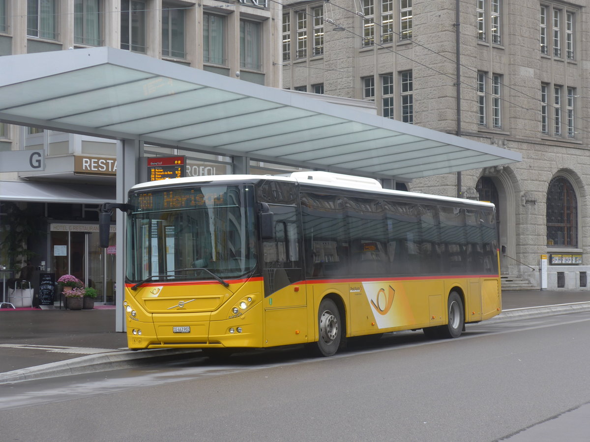(209'957) - PostAuto Ostschweiz - SG 443'902 - Volvo am 6. Oktober 2019 beim Bahnhof St. Gallen