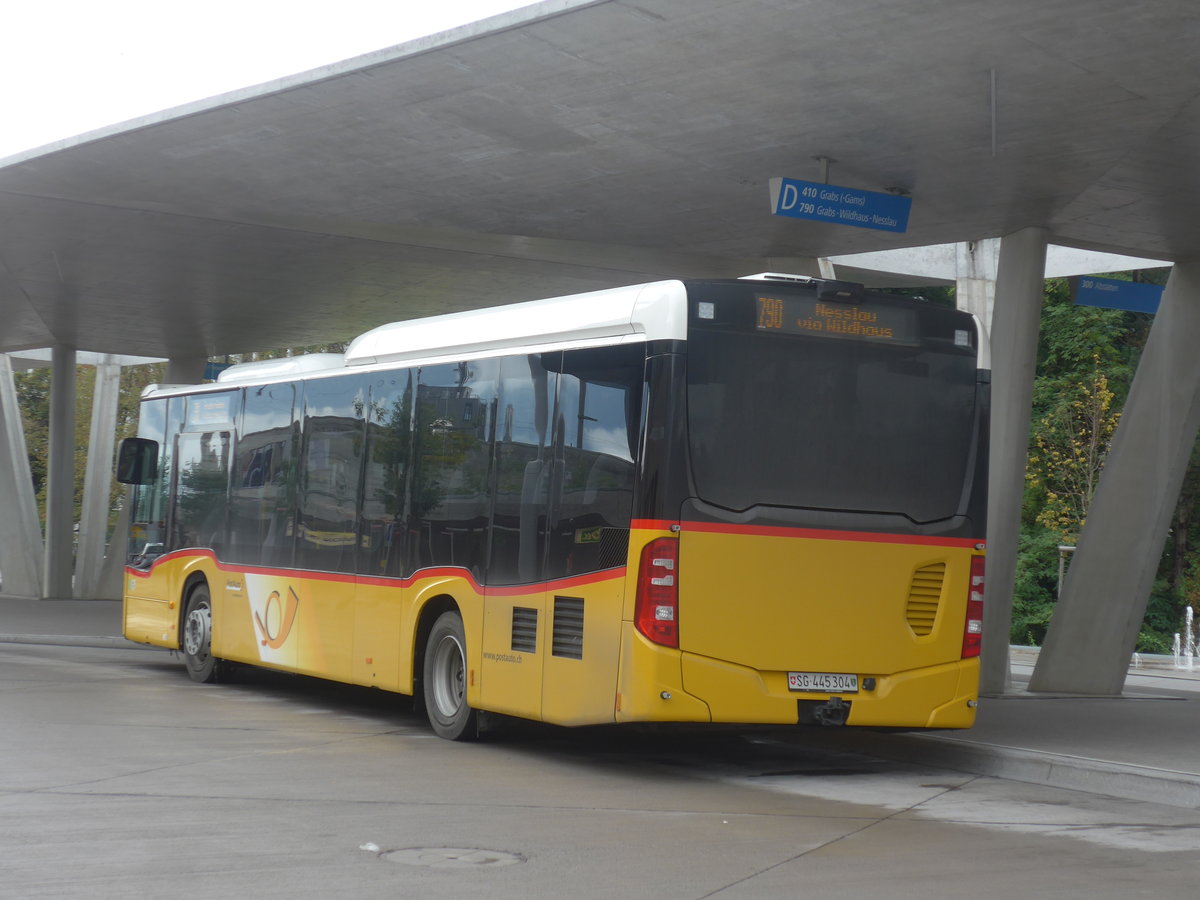 (209'974) - PostAuto Ostschweiz - SG 445'304 - Mercedes am 6. Oktober 2019 beim Bahnhof Buchs