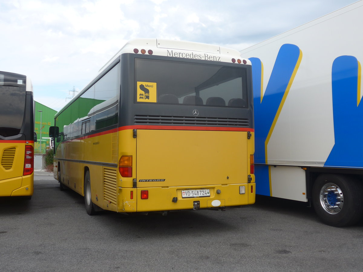 (210'266) - CarPostal Ouest - VD 548'724 - Mercedes am 12. Oktober 2019 in Kerzers, Interbus