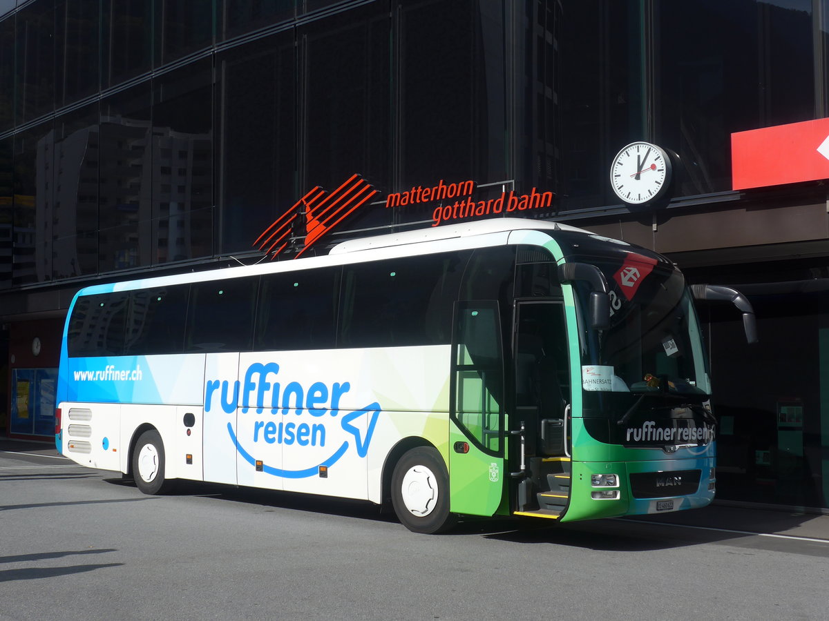 (210'627) - Ruffiner, Turtmann - VS 460'622 - MAN am 27. Oktober 2019 beim Bahnhof Visp