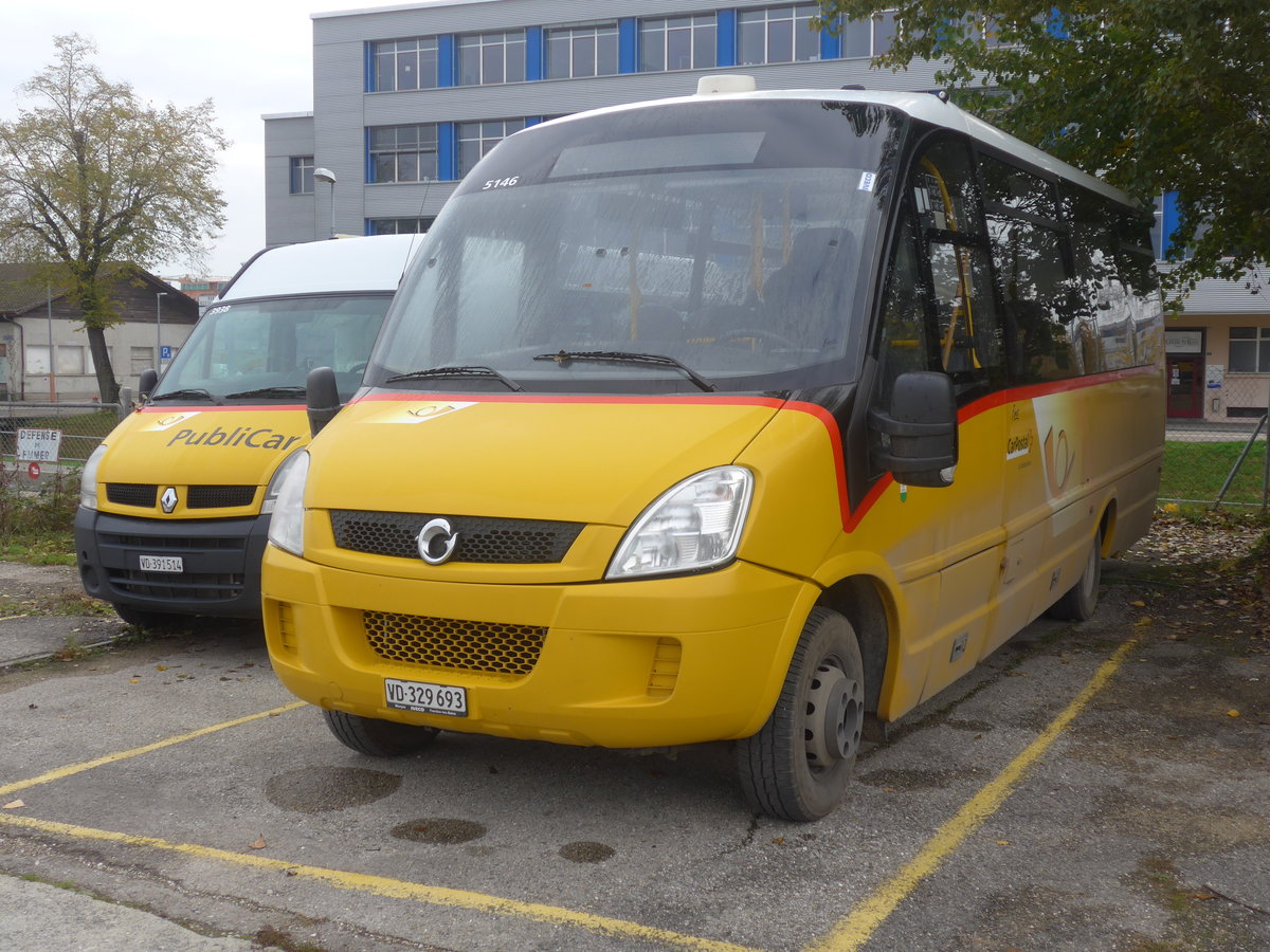 (210'888) - CarPostal Ouest - VD 329'693 - Irisbus/Rosero am 9. November 2019 in Yverdon, Garage