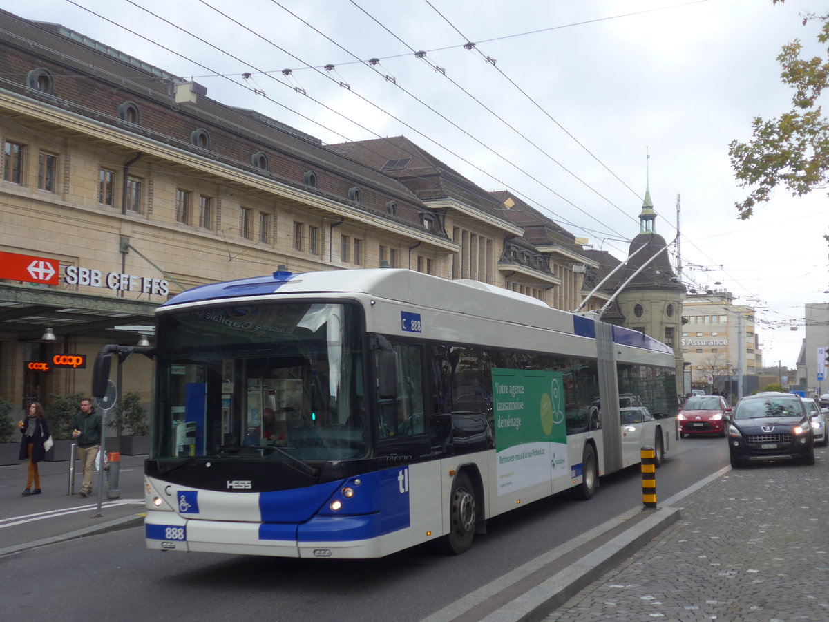 (210'917) - TL Lausanne - Nr. 888 - Hess/Hess Gelenktrolleybus am 9. November 2019 beim Bahnhof Lausanne