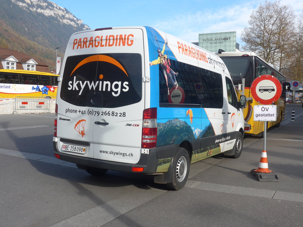 (211'027) - Skywings, Interlaken - BE 158'098 - Mercedes am 11. November 2019 beim Bahnhof Interlaken Ost