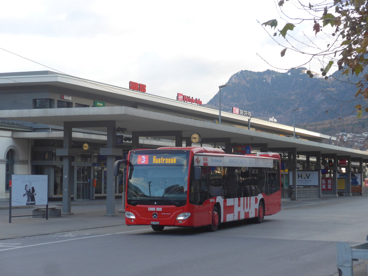 (212'579) - SBC Chur - Nr. 7/GR 97'507 - Mercedes am 7. Dezember 2019 beim Bahnhof Chur