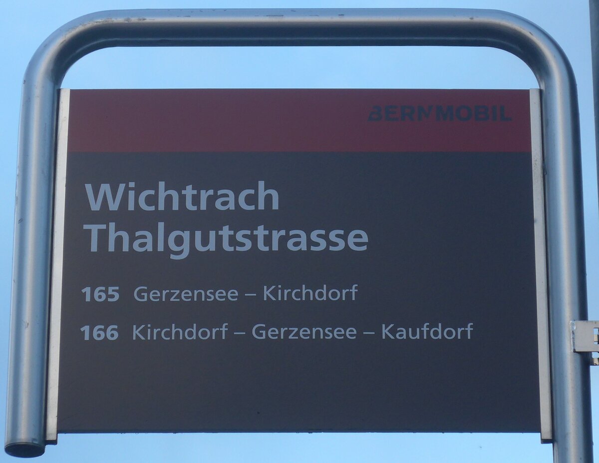 (212'869) - BERNMOBIL-Haltestellenschild - Wichtrach, Thalgutstrasse - am 14. Dezember 2019