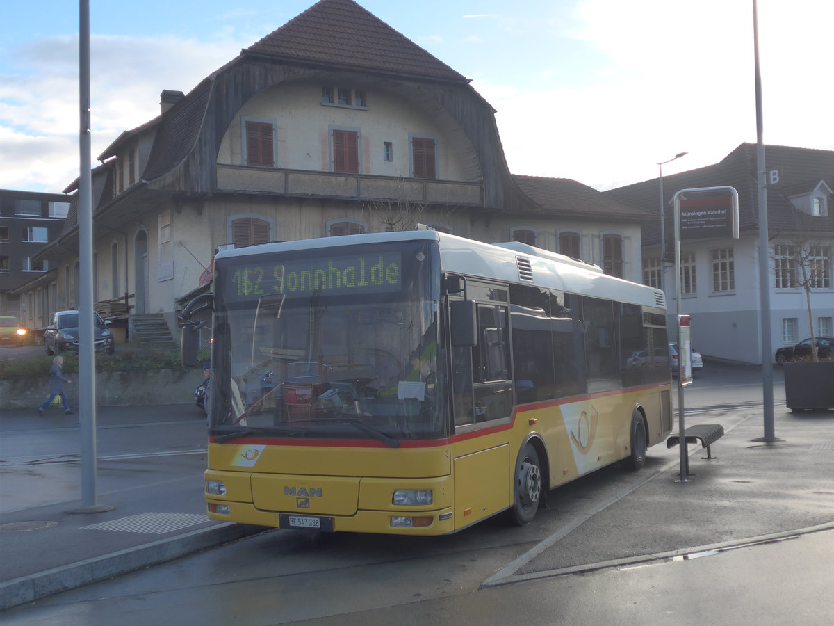 (212'883) - Lengacher, Wichtrach - Nr. 3/BE 547'388 - MAN/Gppel am 14. Dezember 2019 beim Bahnhof Mnsingen
