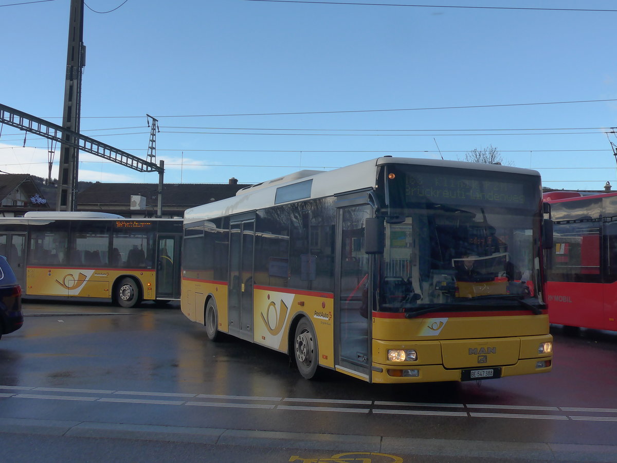 (212'904) - Lengacher, Wichtrach - Nr. 3/BE 547'388 - MAN/Gppel am 14. Dezember 2019 beim Bahnhof Mnsingen