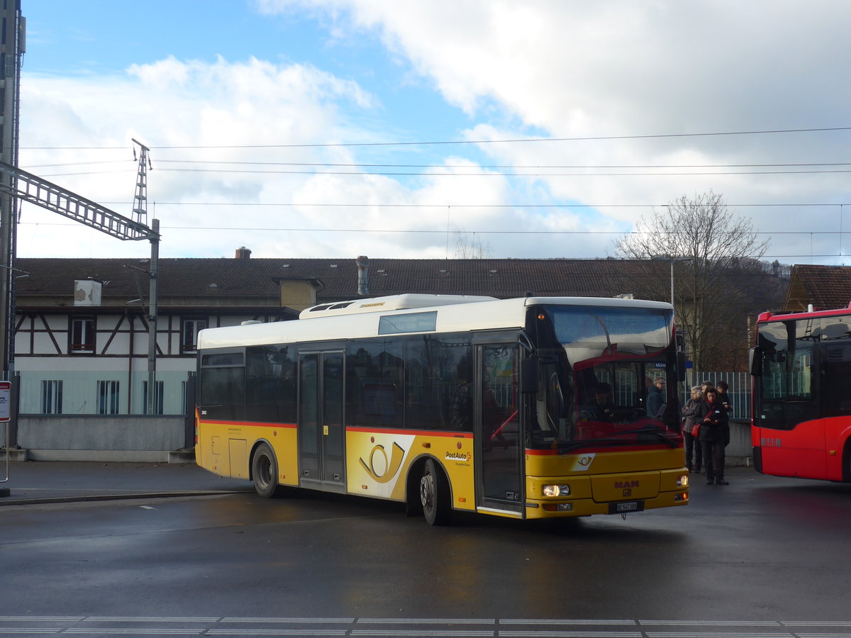 (212'934) - Lengacher, Wichtrach - Nr. 3/BE 547'388 - MAN/Gppel am 14. Dezember 2019 beim Bahnhof Mnsingen