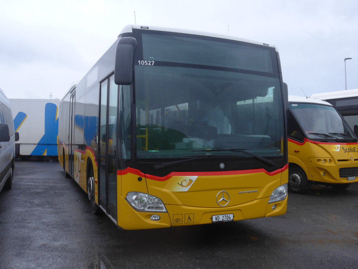 (213'033) - CarPostal Ouest - VD 2704 - Mercedes (ex TPB, Sdeilles) am 22. Dezember 2019 in Kerzers, Interbus