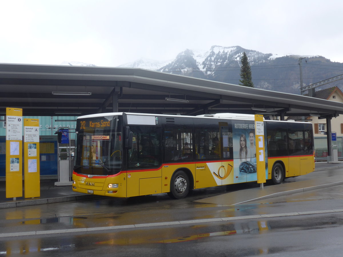 (213'064) - PostAuto Zentralschweiz - Nr. 5/OW 10'002 - MAN (ex Dillier, Sarnen Nr. 5) am 22. Dezember 2019 beim Bahnhof Sarnen