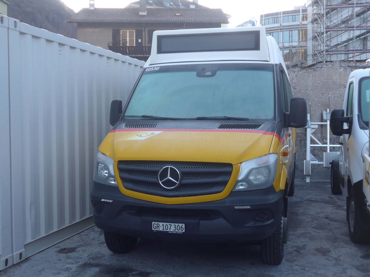 (213'223) - PostAuto Graubnden - GR 107'306 - Mercedes am 1. Januar 2020 in Chur, Garage