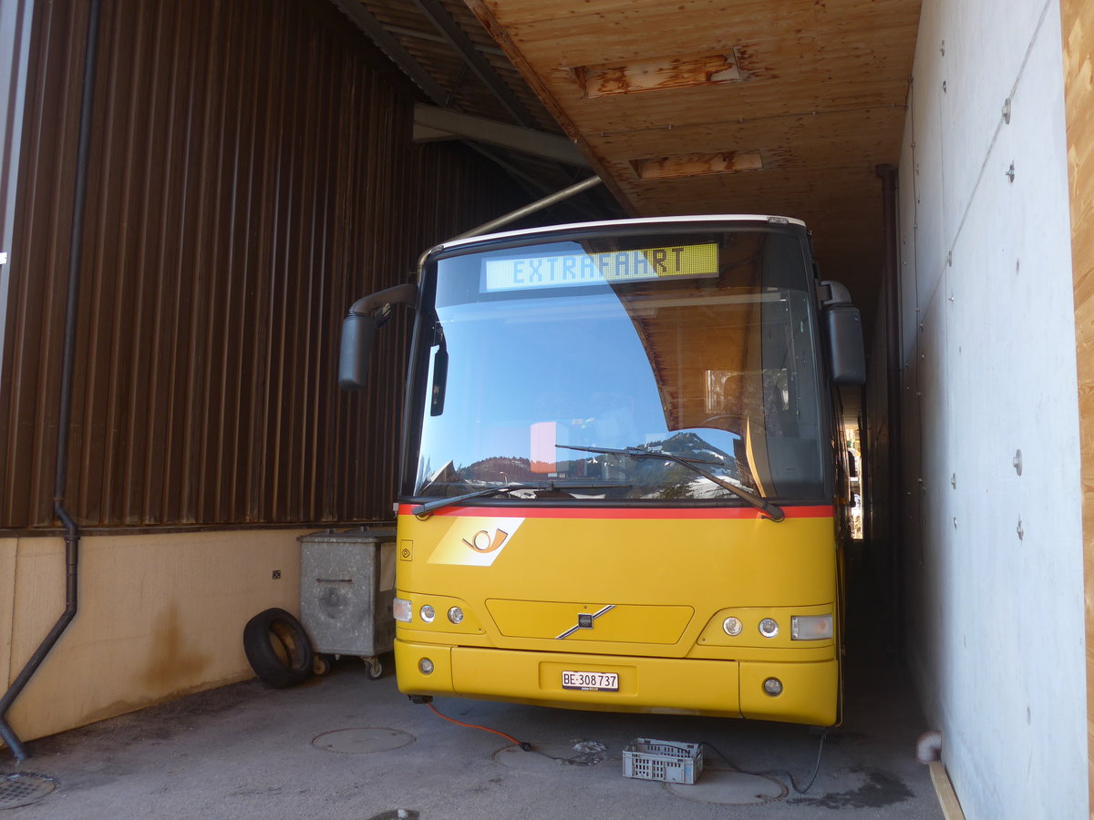(213'290) - Kbli, Gstaad - BE 308'737 - Volvo (ex Nr. 0) am 2. Januar 2020 in Gstaad, Garage