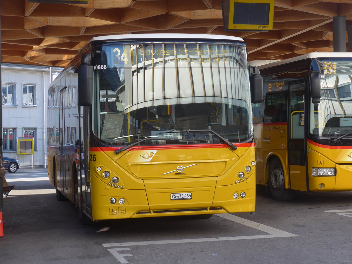 (213'365) - PostAuto Wallis - Nr. 36/VS 471'465 - Volvo am 4. Januar 2020 beim Bahnhof Sion