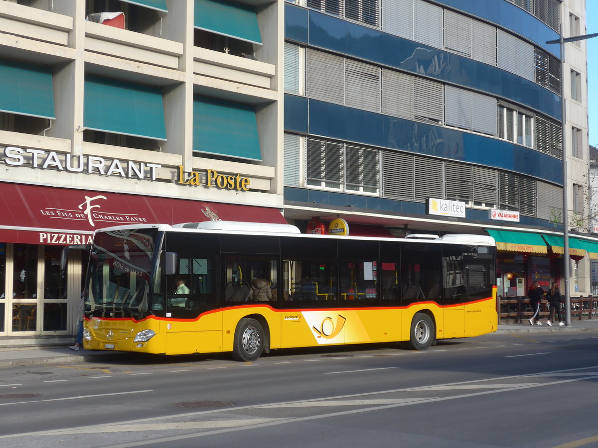 (213'368) - PostAuto Wallis - Nr. 3/VS 414'345 - Mercedes am 4. Januar 2020 beim Bahnhof Sion