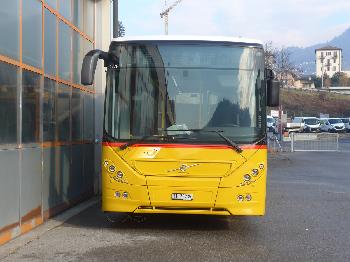 (213'870) - Autopostale, Muggio - TI 70'235 - Volvo am 18. Januar 2020 in Balerna, Garage