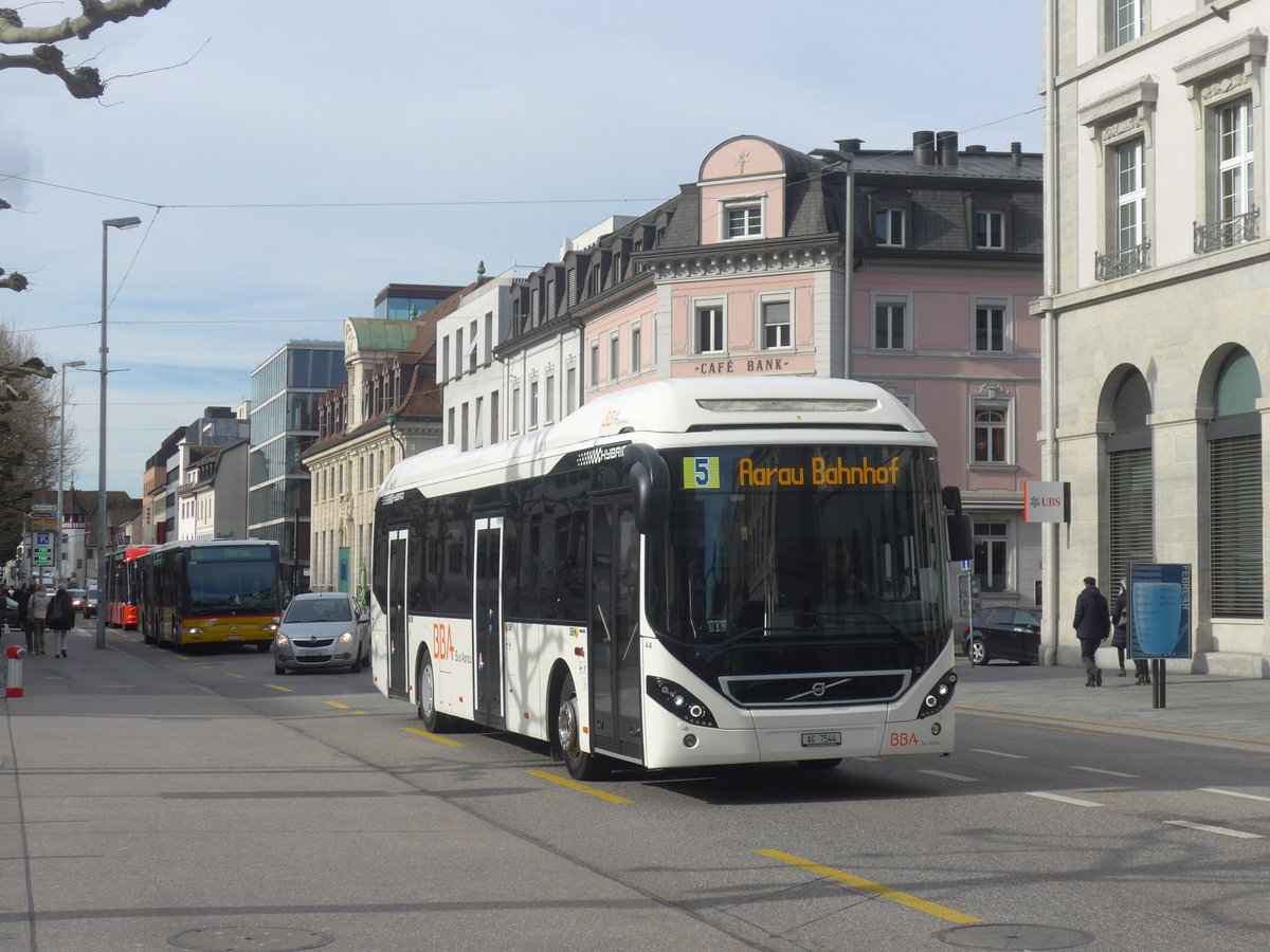 (214'602) - BBA Aarau - Nr. 44/AG 7544 - Volvo am 20. Februar 2020 beim Bahnhof Aarau