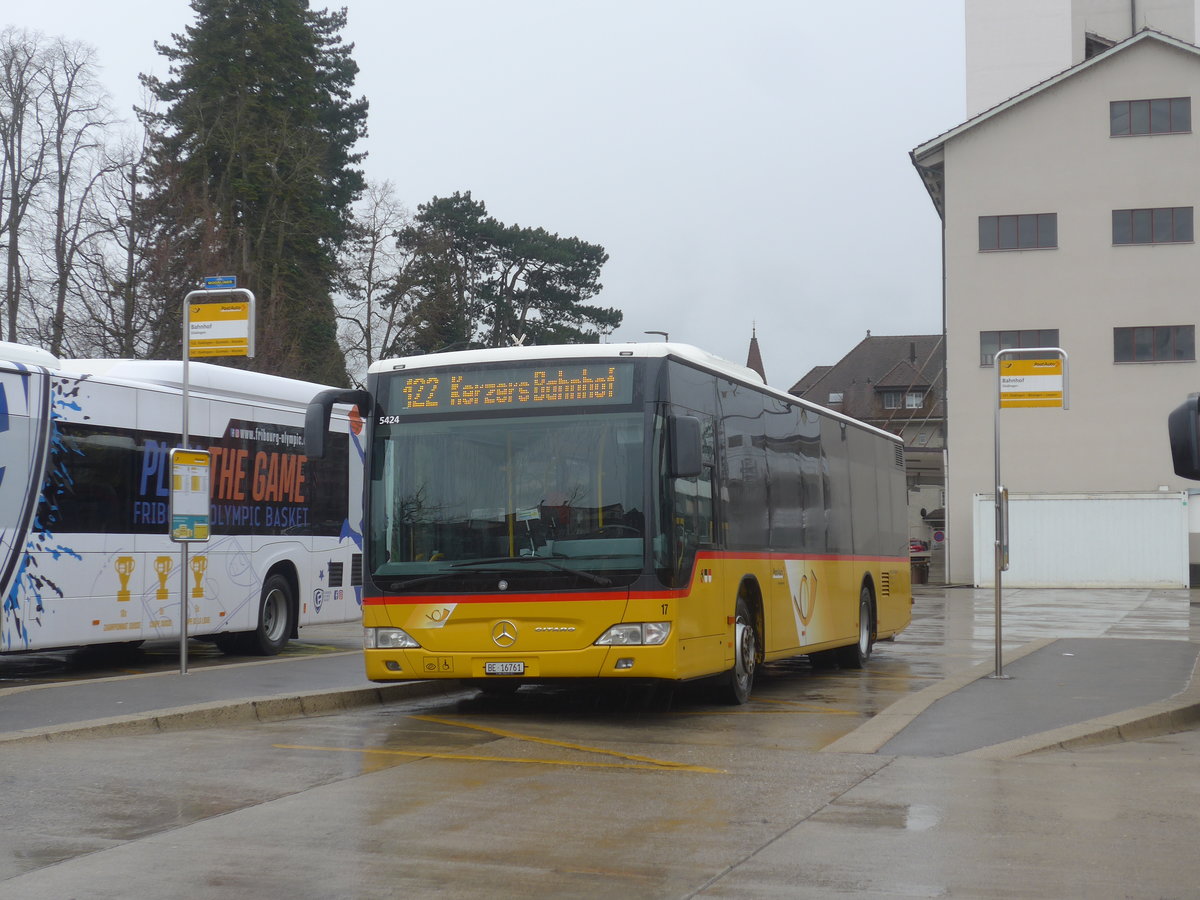 (215'056) - Steiner, Ortschwaben - Nr. 17/BE 16'761 - Mercedes am 2. Mrz 2020 beim Bahnhof Ddingen