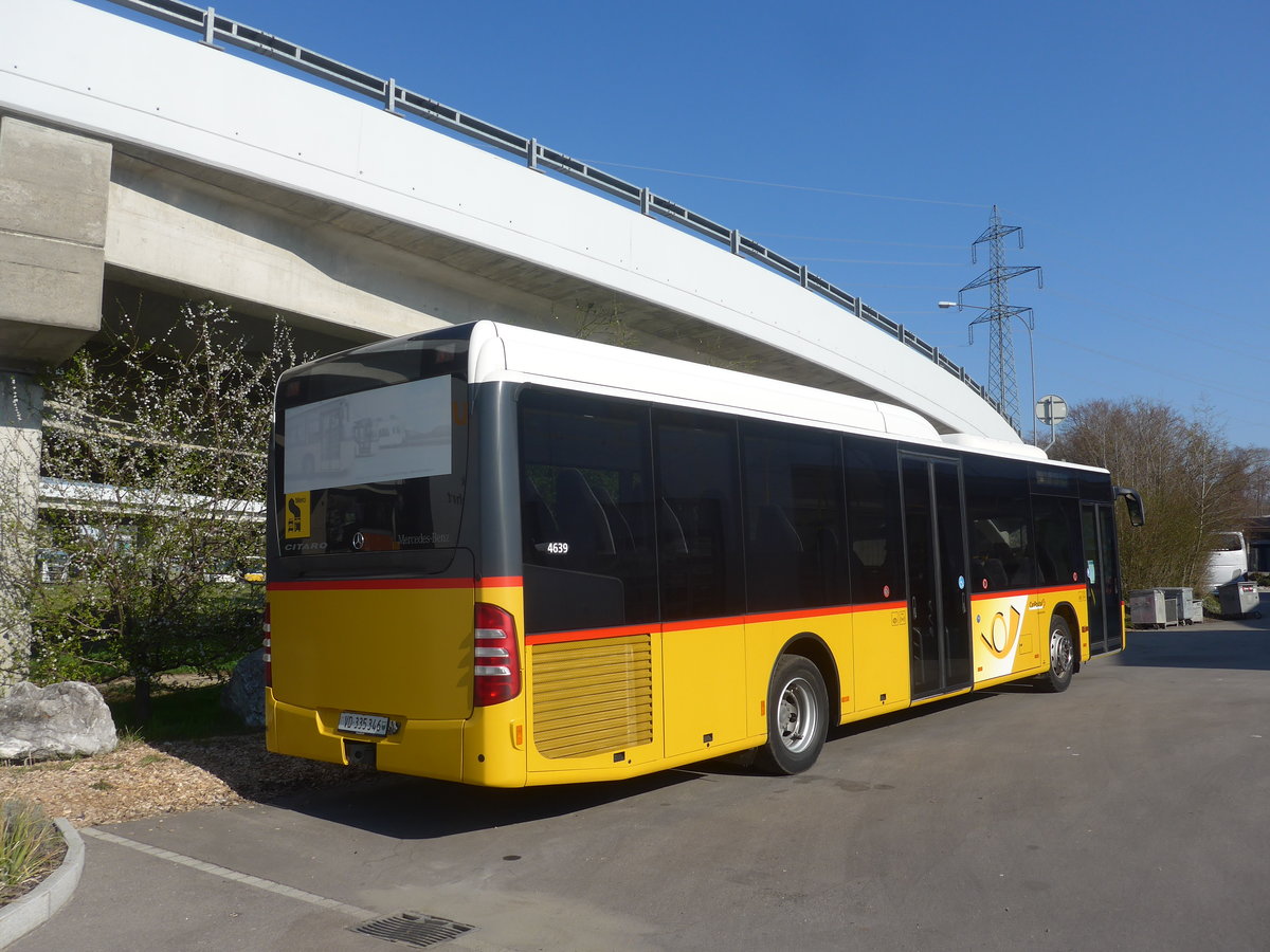 (215'842) - CarPostal Ouest - VD 335'346 - Mercedes am 4. April 2020 in Kezers, Interbus