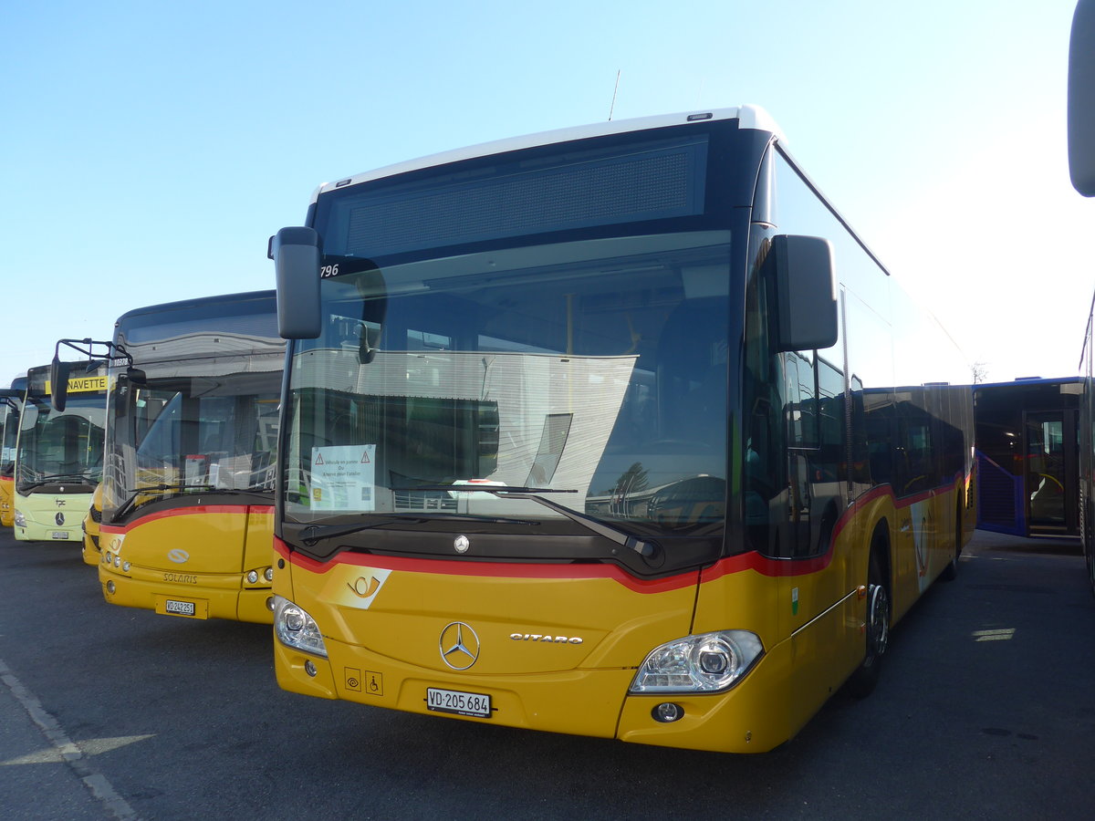 (215'857) - CarPostal Ouest - VD 205'684 - Mercedes am 4. April 2020 in Kerzers, Interbus