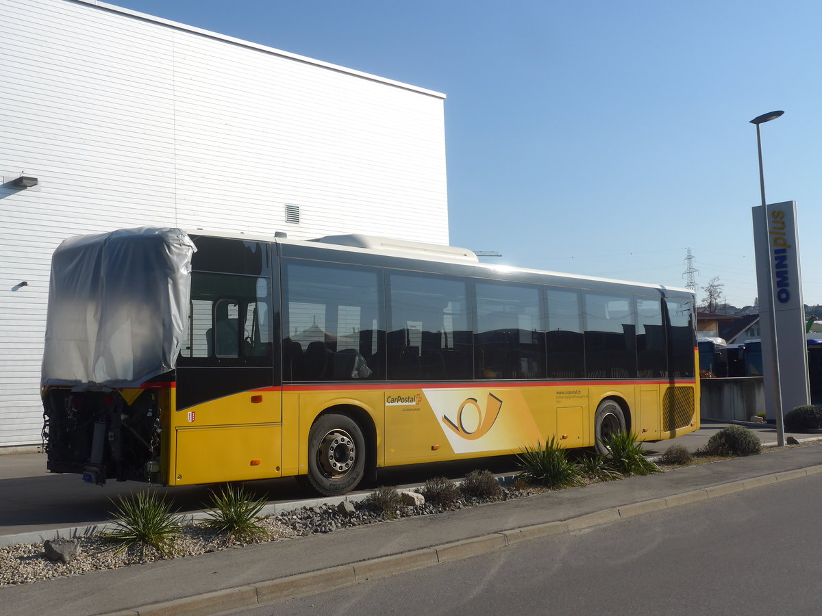(215'877) - Lathion, Sion - Nr. 15/VS 202'870 - Volvo am 4. April 2020 in Kerzers, Interbus