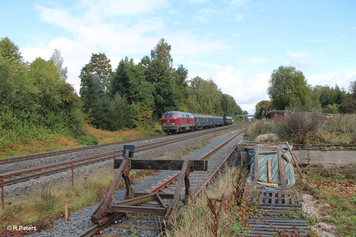 216 224-6 Überführt als DPE 62064 eine schwedische Dampflok B1135 von Rostock nach Augsburg bei Waldershof. 03.10.16