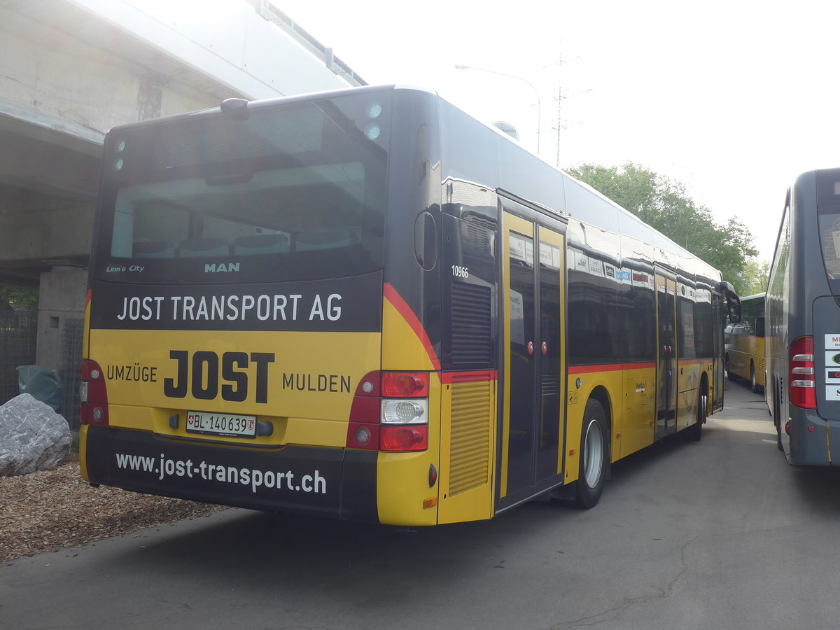 (216'208) - PostAuto Nordschweiz - BL 140'639 - MAN am 19. April 2020 in Kerzers, Interbus