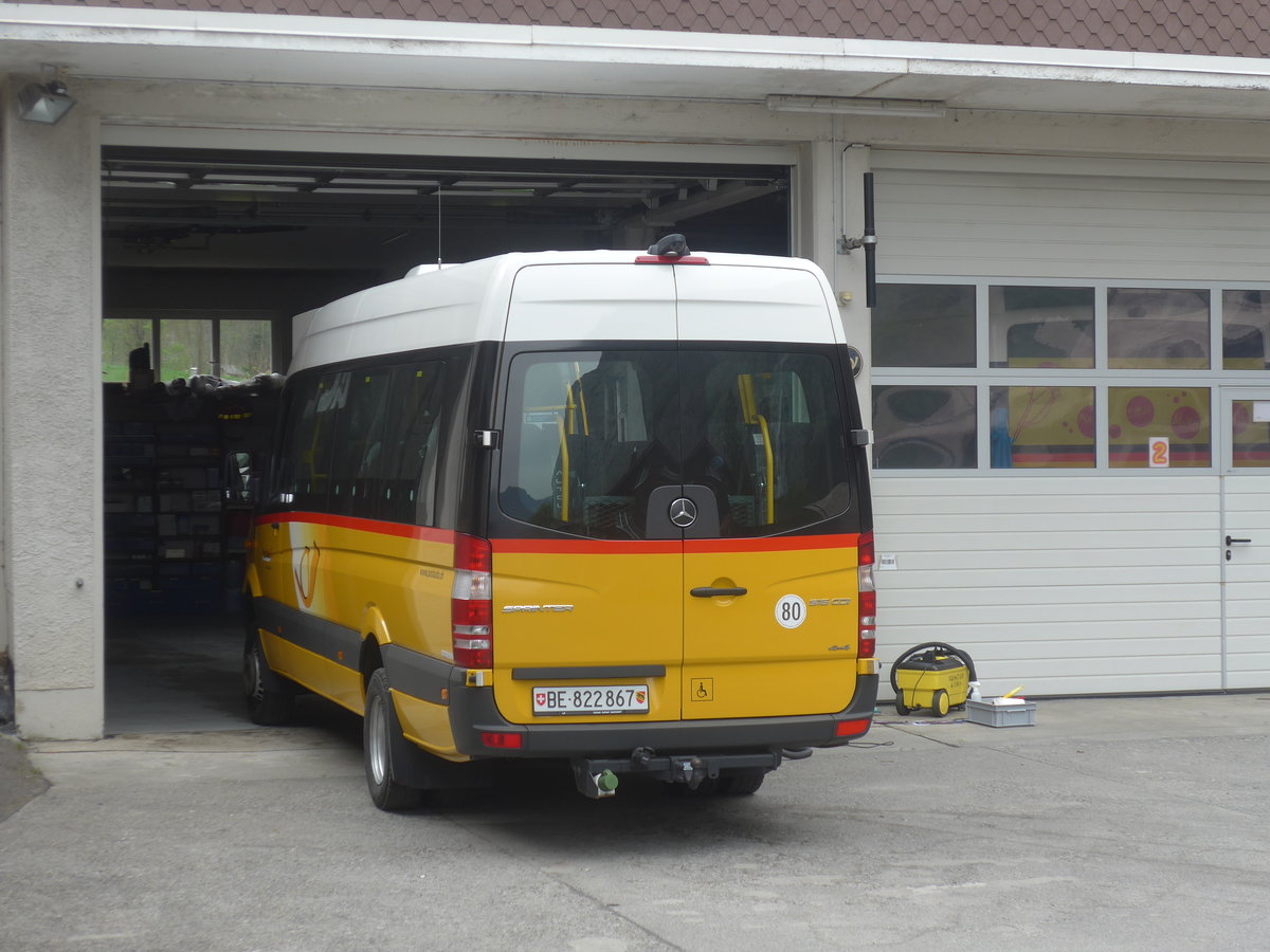 (216'318) - PostAuto Bern - BE 822'867 - Mercedes am 21. April 2020 in Stechelberg, Garage