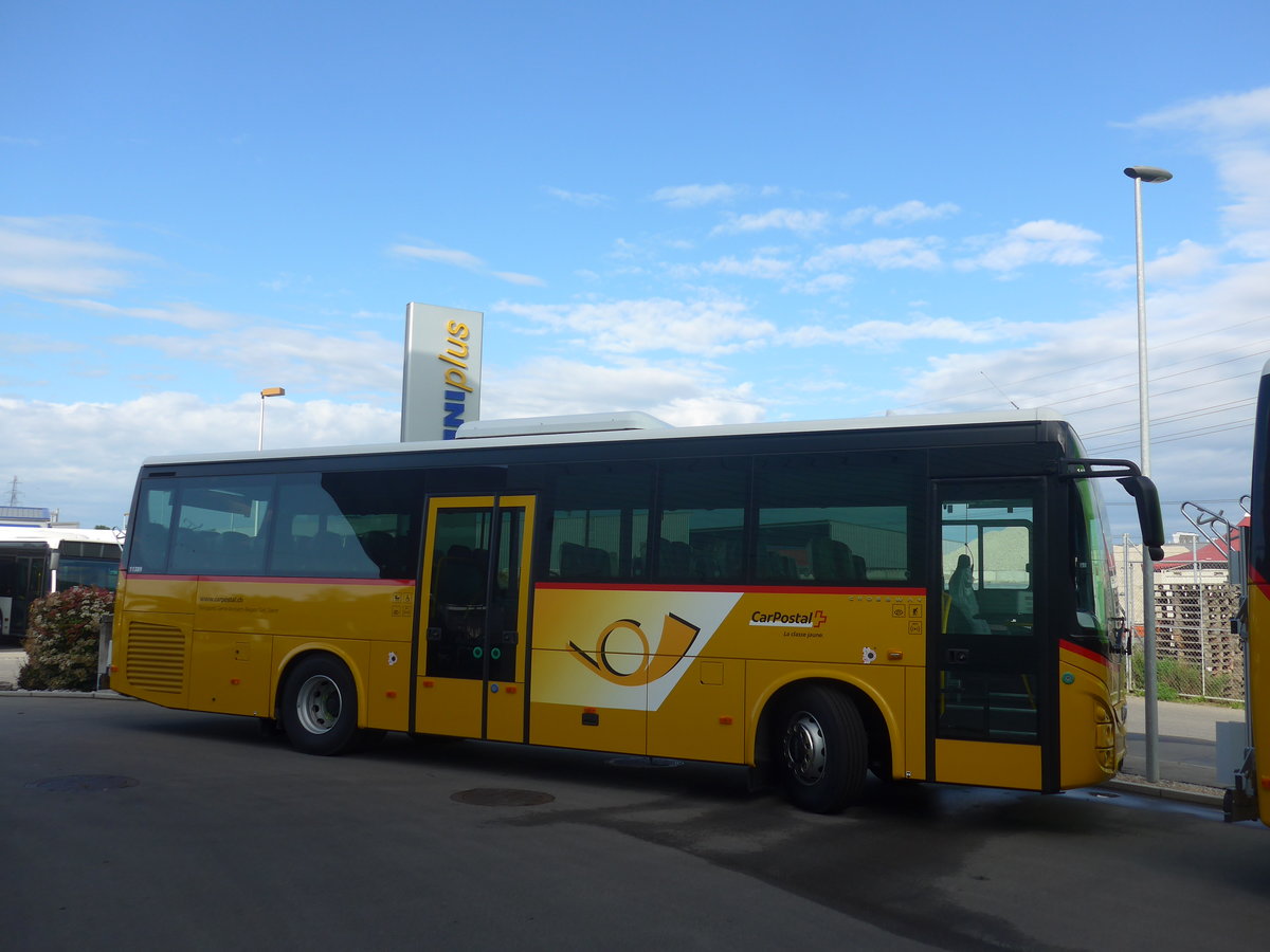 (216'899) - TSAR, Sierre - PID 11'389 - Iveco am 10. Mai 2020 in Kerzers, Interbus