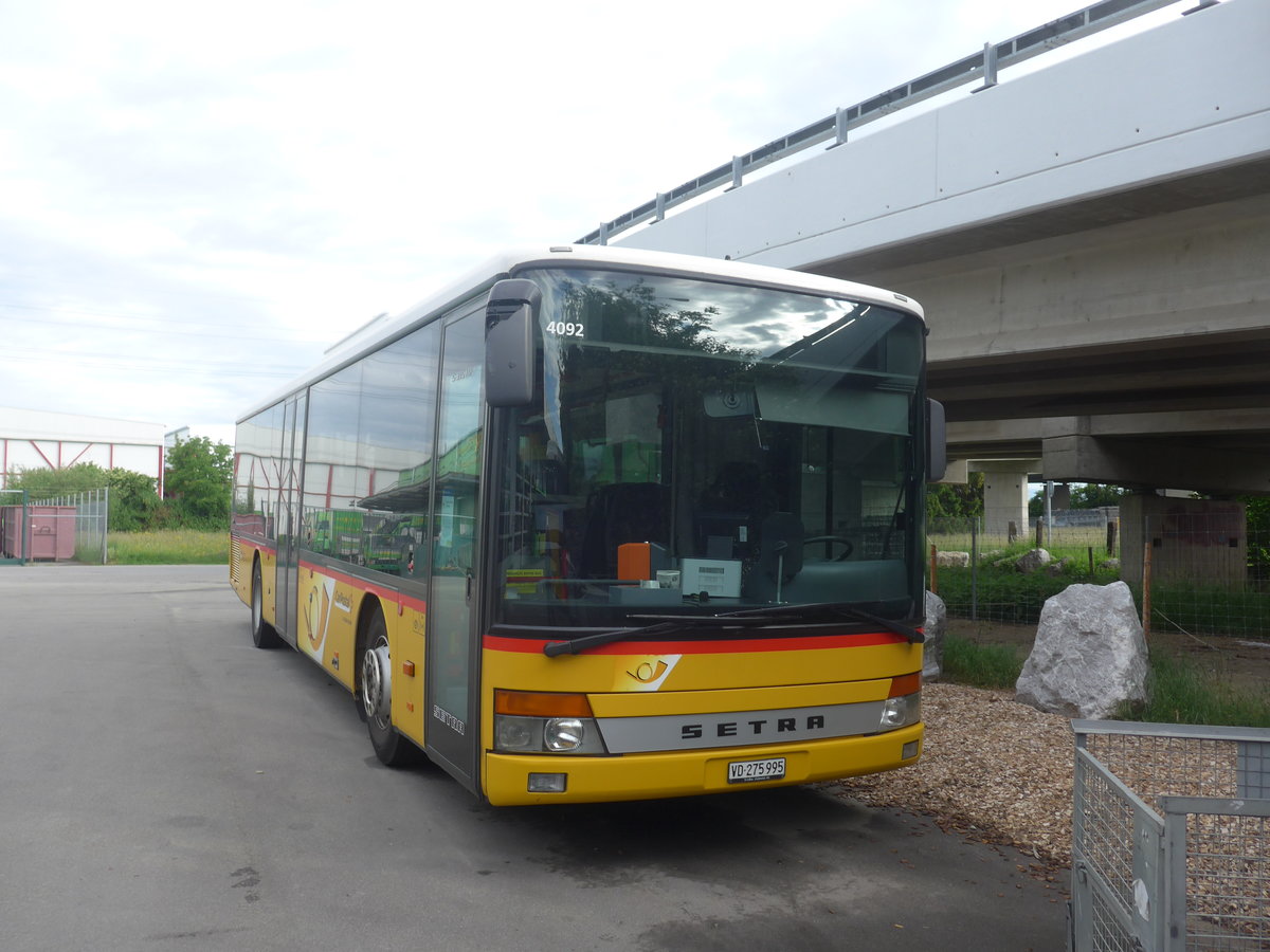 (216'920) - CarPostal Ouest - VD 275'995 - Setra (ex Morattel, Sdeilles) am 10. Mai 2020 in Kerzers, Interbus