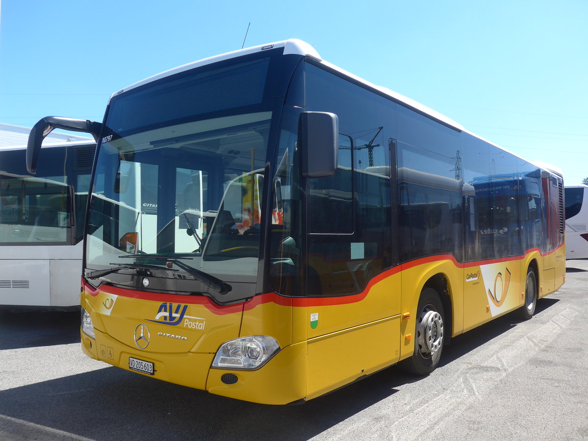 (217'127) - AVJ Les Bioux - VD 205'603 - Mercedes am 21. Mai 2020 in Kerzers, Interbus