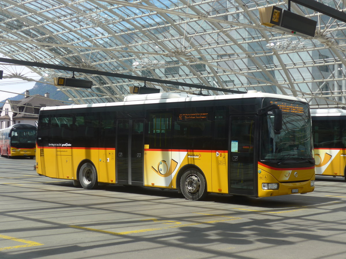(217'221) - PostAuto Graubnden - GR 168'876 - Irisbus am 23. Mai 2020 in Chur, Postautostation