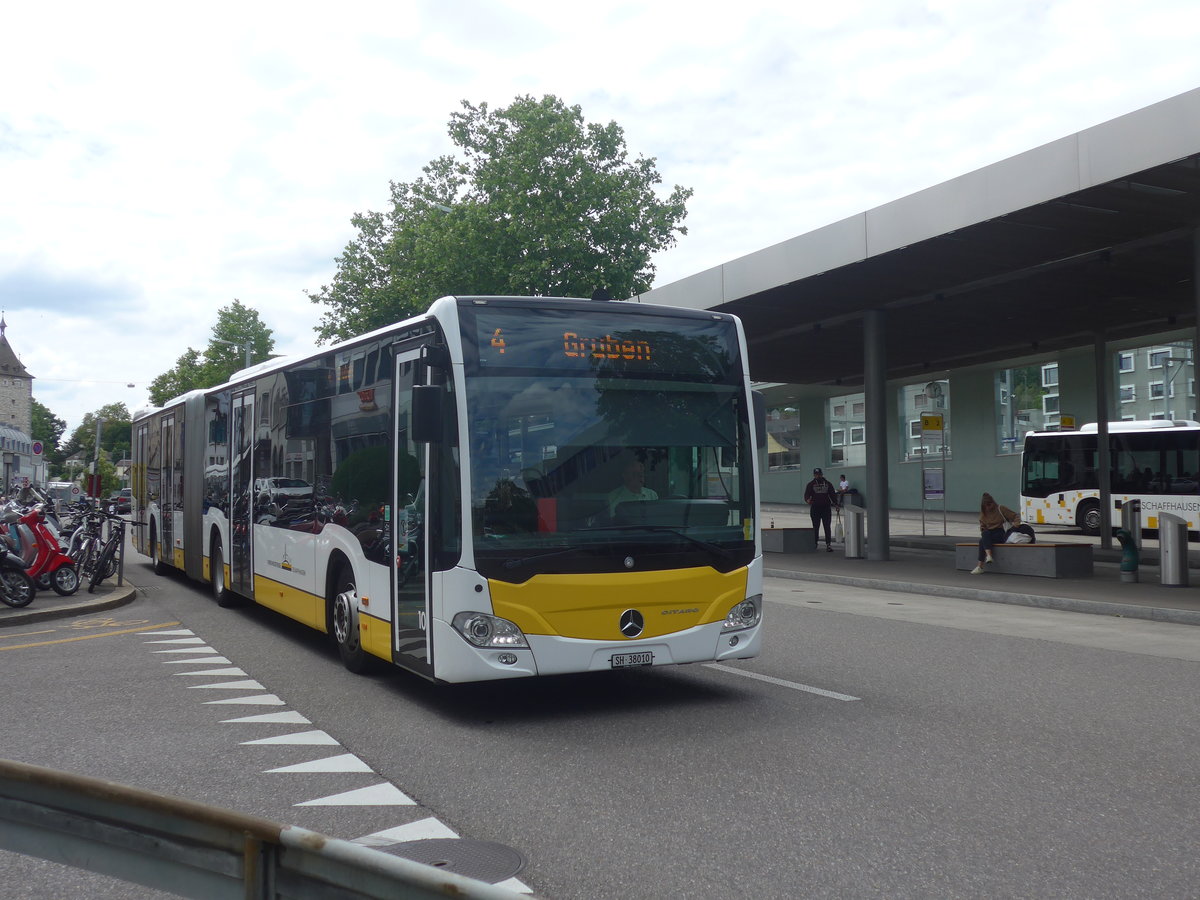(217'721) - VBSH Schaffhausen - Nr. 10/SH 38'010 - Mercedes am 8. Juni 2020 beim Bahnhof Schaffhausen
