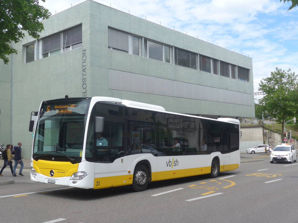 (217'724) - VBSH Schaffhausen - Nr. 31/SH 38'031 - Mercedes am 8. Juni 2020 beim Bahnhof Schaffhausen