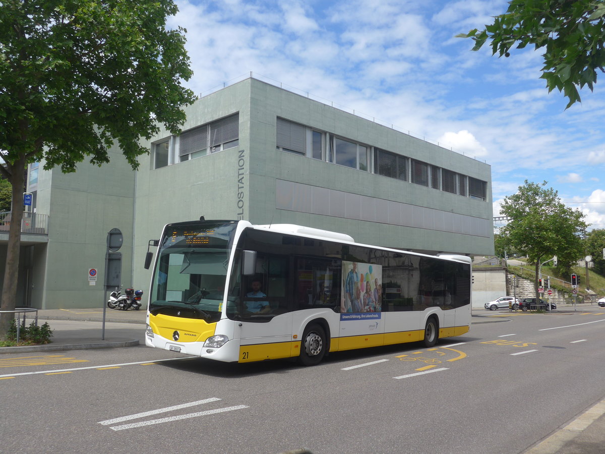 (217'764) - VBSH Schaffhausen - Nr. 21/SH 38'021 - Mercedes am 8. Juni 2020 beim Bahnhof Schaffhausen