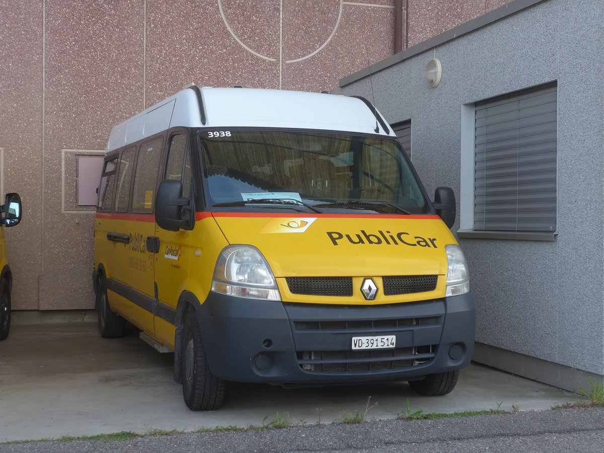 (217'844) - CarPostal Ouest - VD 391'514 - Renault am 13. Juni 2020 in Echallens, Garage