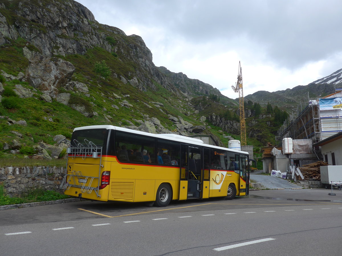 (218'138) - PostAuto Bern - Nr. 70/BE 653'387 - Setra am 21. Juni 2020 in Susten, Steingletscher