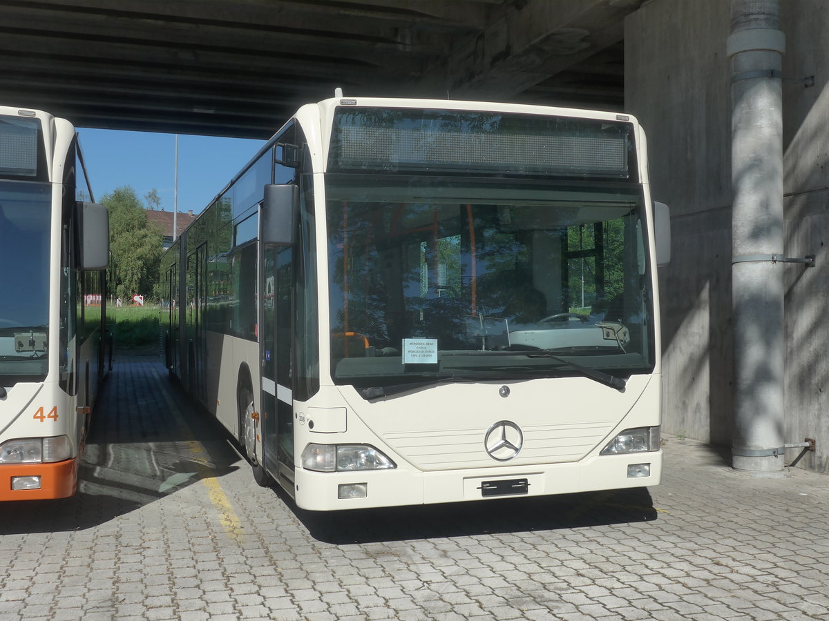 (218'397) - Interbus, Yverdon - Nr. 208 - Mercedes (ex BSU Solothurn Nr. 40) am 4. Juli 2020 in Kerzers, Murtenstrasse