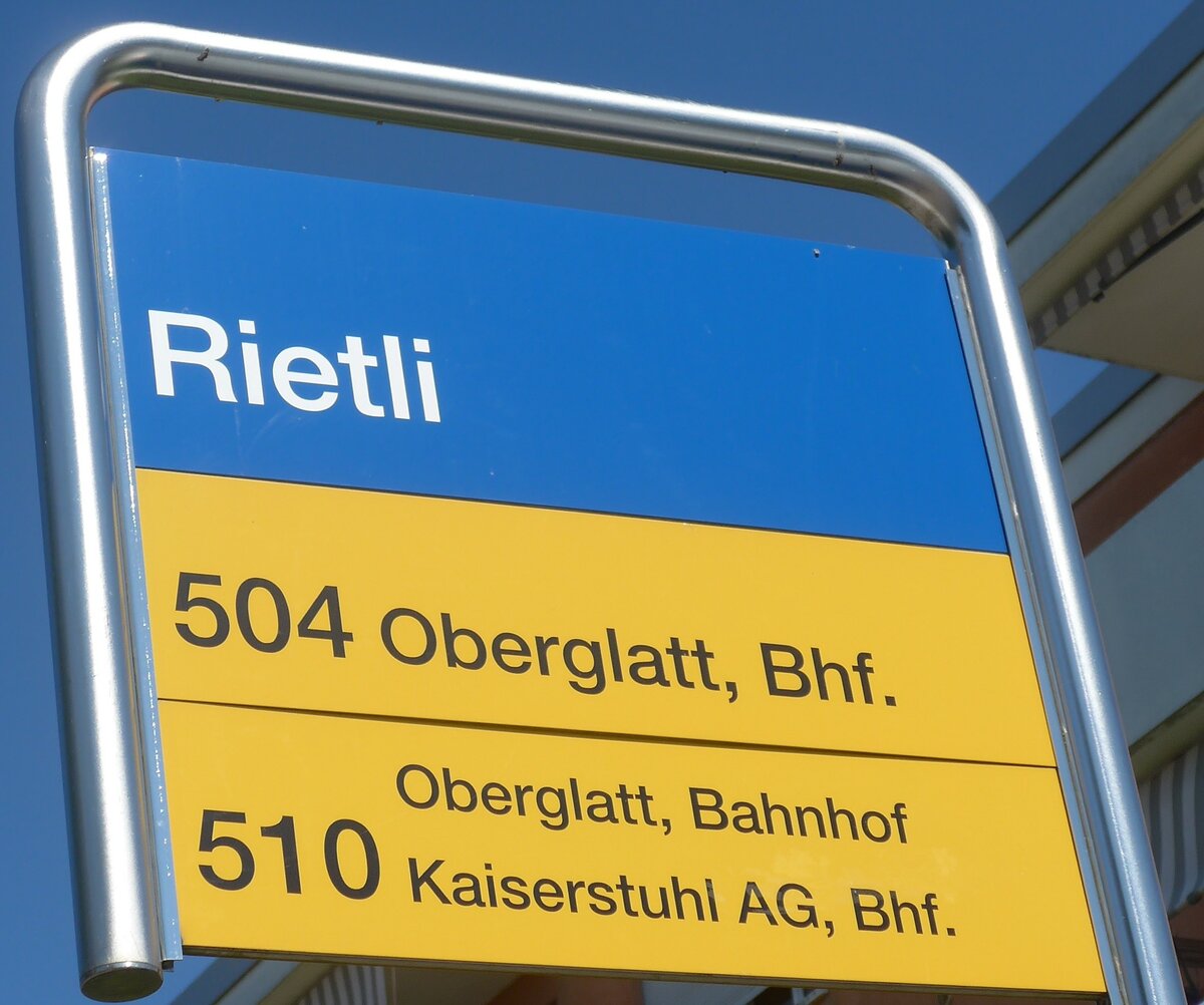 (218'735) - ZVV/PostAuto-Haltestellenschild - Oberglatt, Rietli - am 18. Juli 2020