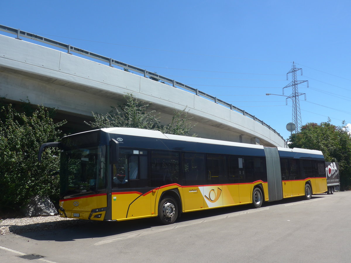 (218'986) - CarPostal Ouest - VD 563'560 - Solaris am 25. Juli 2020 in Kerzers, Interbus