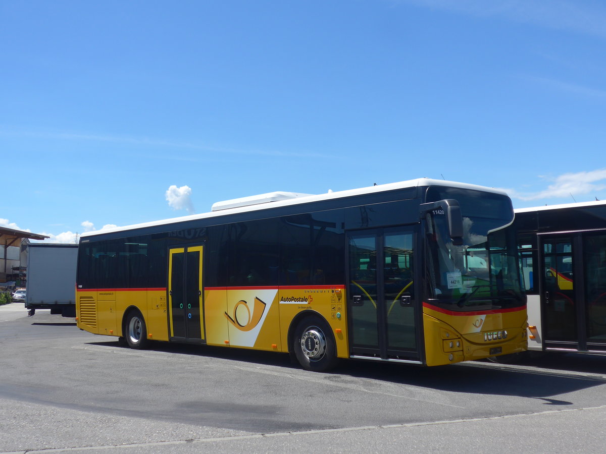 (218'994) - AutoPostale Ticino - PID 11'420 - Iveco am 25. Juli 2020 in Kerzers, Interbus