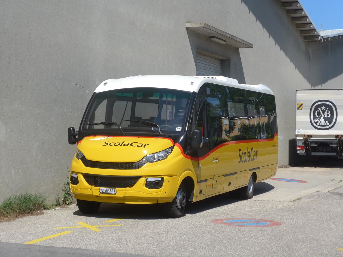 (219'068) - CarPostal Ouest - VD 603'811 - Iveco/DypetY am 25. Juli 2020 in Yverdon, Garage 3