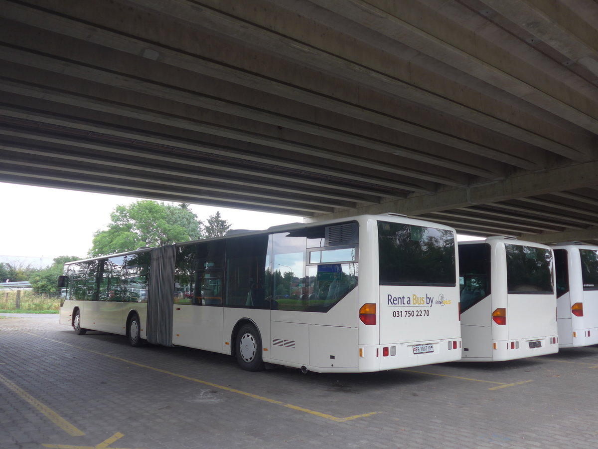 (219'359) - Interbus, Yverdon - Nr. 208/FR 300'710 - Mercedes (ex BSU Solothurn Nr. 40) am 2. August 2020 in Kerzers, Murtenstrasse