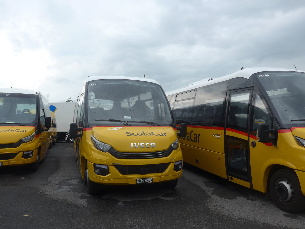 (219'374) - CarPostal Ouest - VD 457'489 - Iveco/Rosero am 2. August 2020 in Kerzers, Interbus