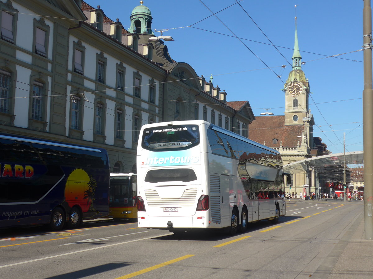 (219'513) - Intertours, Domdidier - FR 300'660 - Setra am 8. August 2020 beim Bahnhof Bern