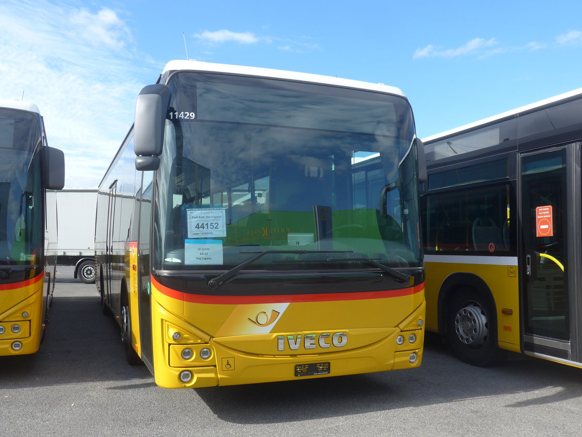 (220'048) - AutoPostale Ticino - PID 11'429 - Iveco am 23. August 2020 in Kerzers, Interbus