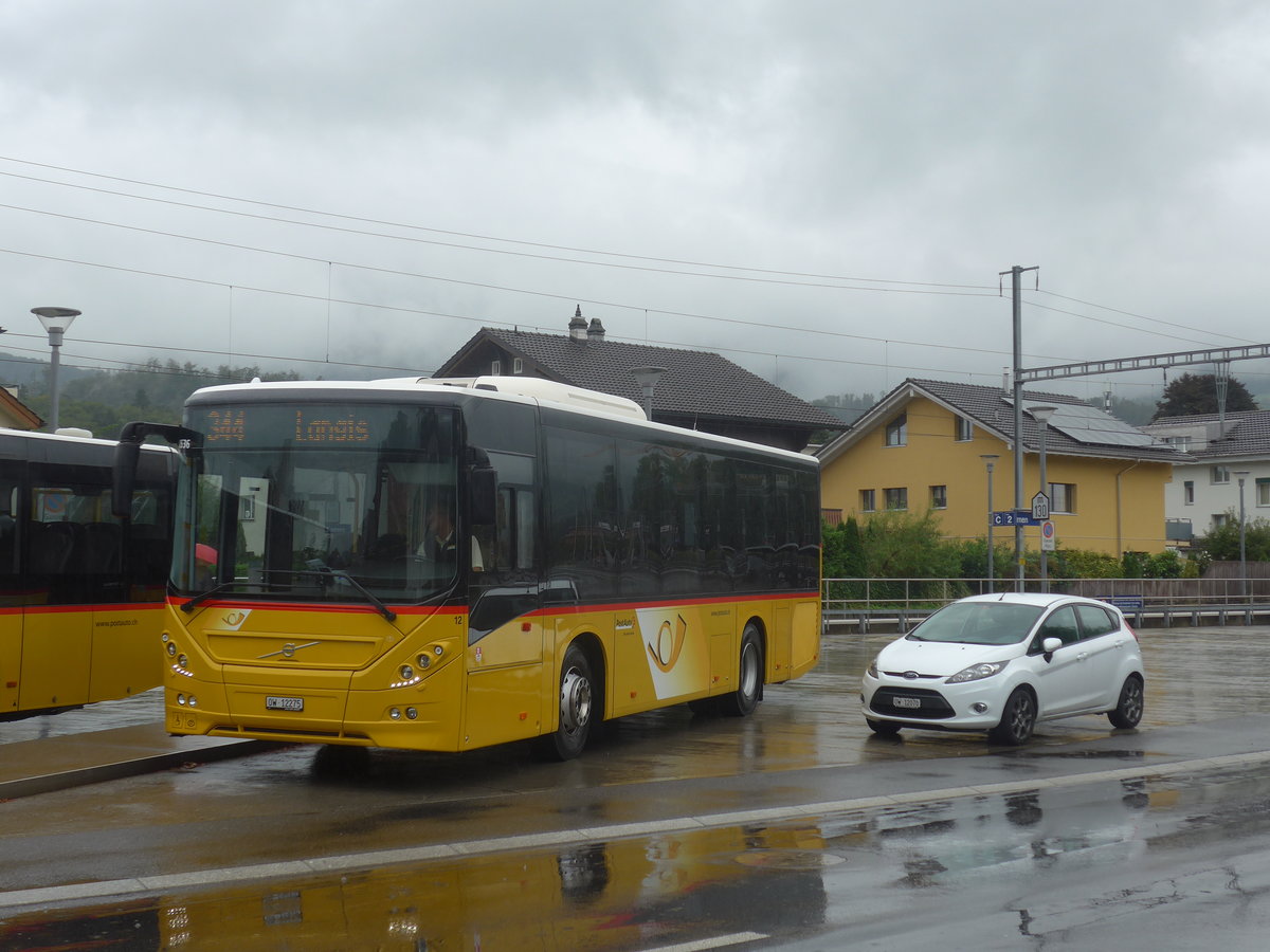 (220'190) - PostAuto Zentralschweiz - Nr. 12/OW 12'275 - Volvo (ex Dillier, Sarnen Nr. 12) am 29. August 2020 beim Bahnhof Sarnen
