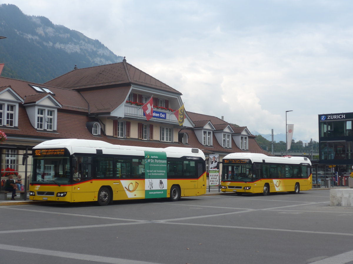 (220'916) - PostAuto Bern - BE 610'542 - Volvo + Steiner, Ortschwaben - Nr. 8/BE 610'539 - Volvo am 21. September 2020 beim Bahnhof Interlaken Ost (Einsatz PostAuto)