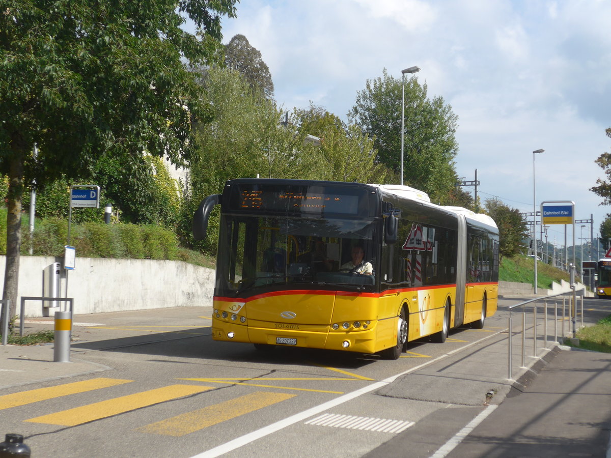 (220'981) - Stutz, Jonen - Nr. 301/AG 207'229 - Solaris am 22. September 2020 beim Bahnhof Birmensdorf